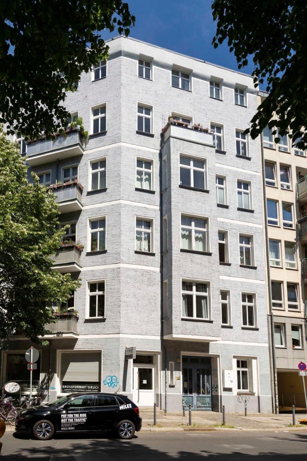 Cosy Two Br Plus Self Checkin Plus Street Parking Берлин Экстерьер фото